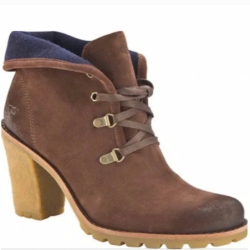 UGG Calynda Ankle Leather Heels Lace Up Boots